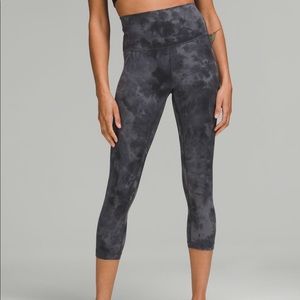 Grey and black tye die align crop